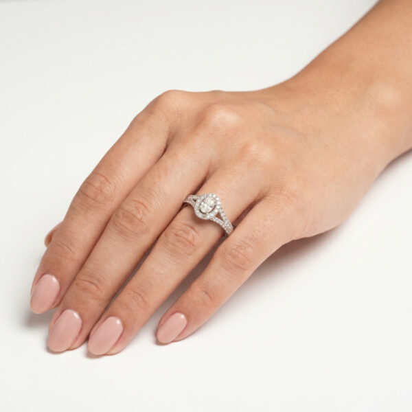 Luxury jewellery collection by Melekkis Jewellery in Paralimni, Cyprus, featuring premium gold, diamond and silver designs