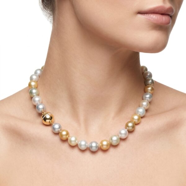 Luxury jewellery collection by Melekkis Jewellery in Paralimni, Cyprus, featuring premium gold, diamond and silver designs