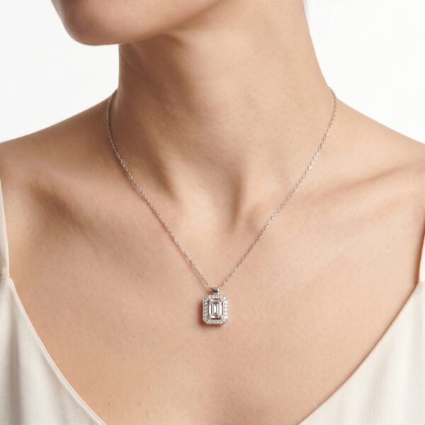 Luxury jewellery collection by Melekkis Jewellery in Paralimni, Cyprus, featuring premium gold, diamond and silver designs