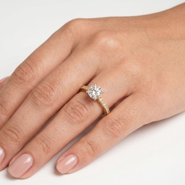 Luxury jewellery collection by Melekkis Jewellery in Paralimni, Cyprus, featuring premium gold, diamond and silver designs